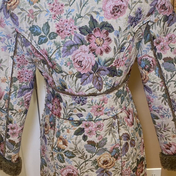 Anthropologie Made in Greece Floral Pattern with Faux Fur - Picture 10 of 15